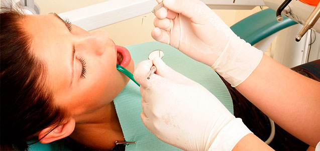 ¿Qué es y cómo se realiza una endodoncia?