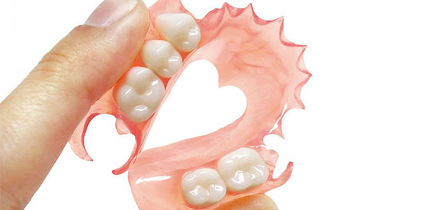 carrete Bendecir forma Tipos de prótesis dentales removibles | Estudi Dental Barcelona