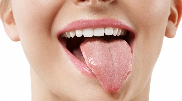 ¿Cuáles son las funciones de la lengua? – Estudi Dental Barcelona